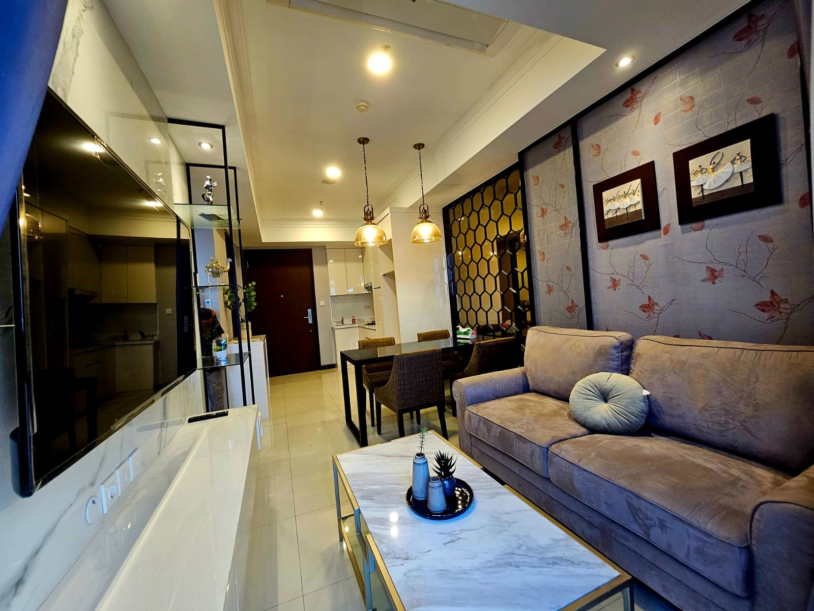 Disewakan 2 kamar apartemen casagrande residence bck5Ra92_Cah