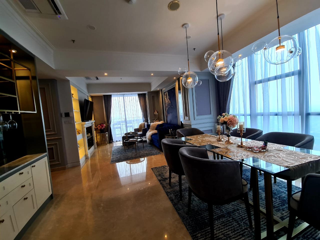 Disewakan 3 br casagrande private lift bck7Ra3CH