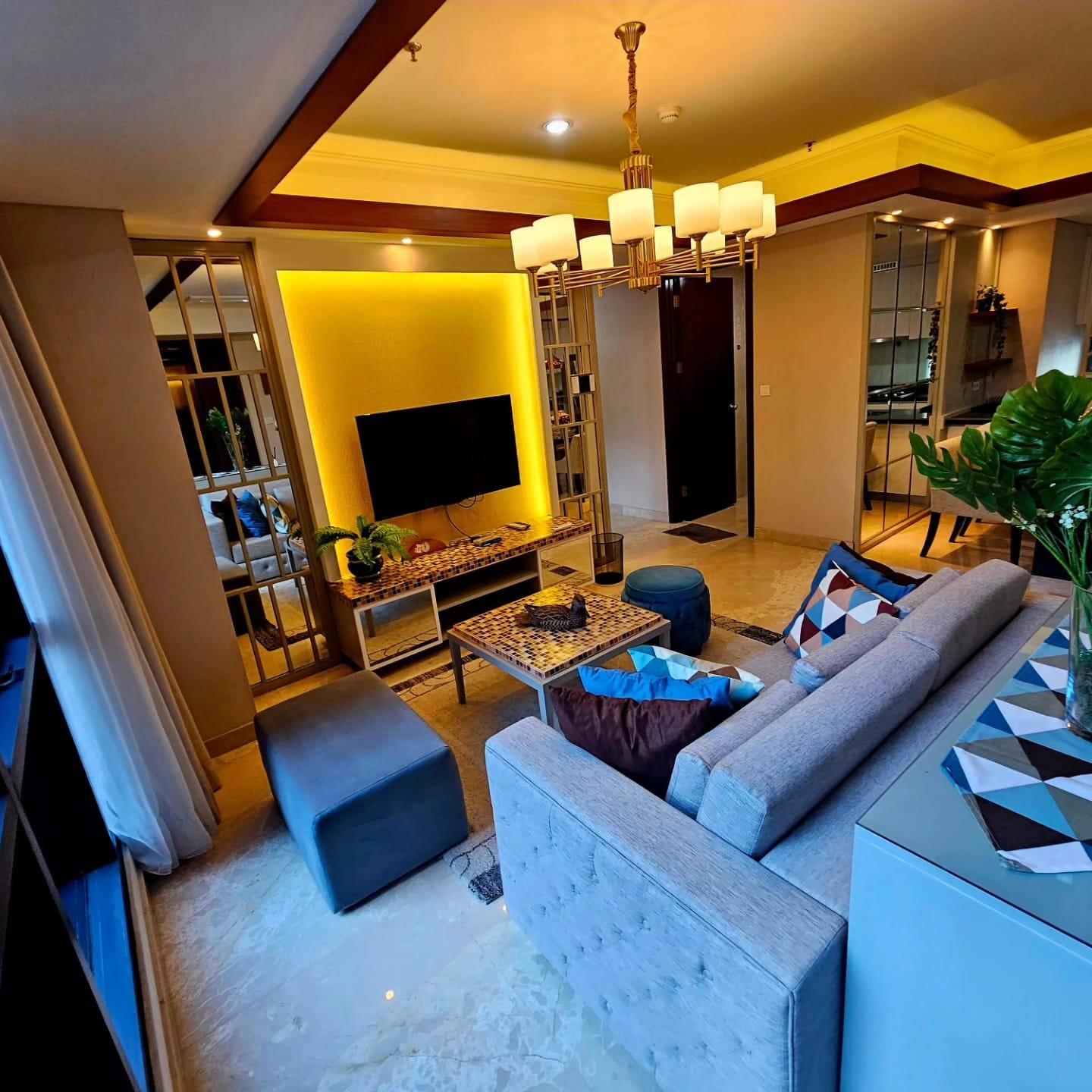 Disewakan 3 kamar private lift apartemen casagrande residence new tower bck01Raj3BL
