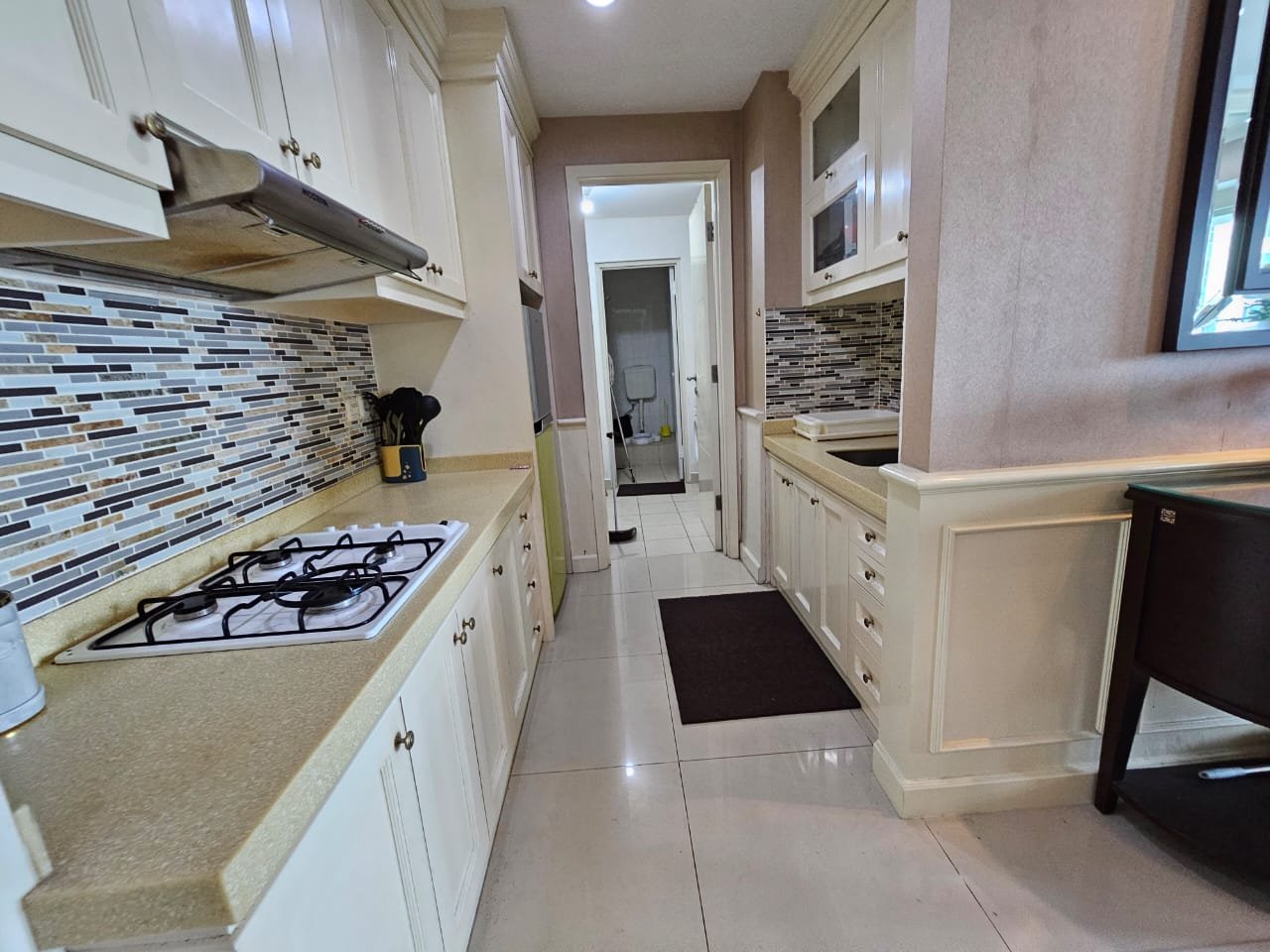 Disewakan 2 kamar apartemen casagrande residence bck9Ra61MTn