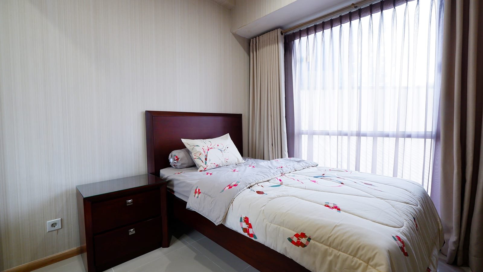 Disewakan apartemen casagrande residence bck7raj6Mrg