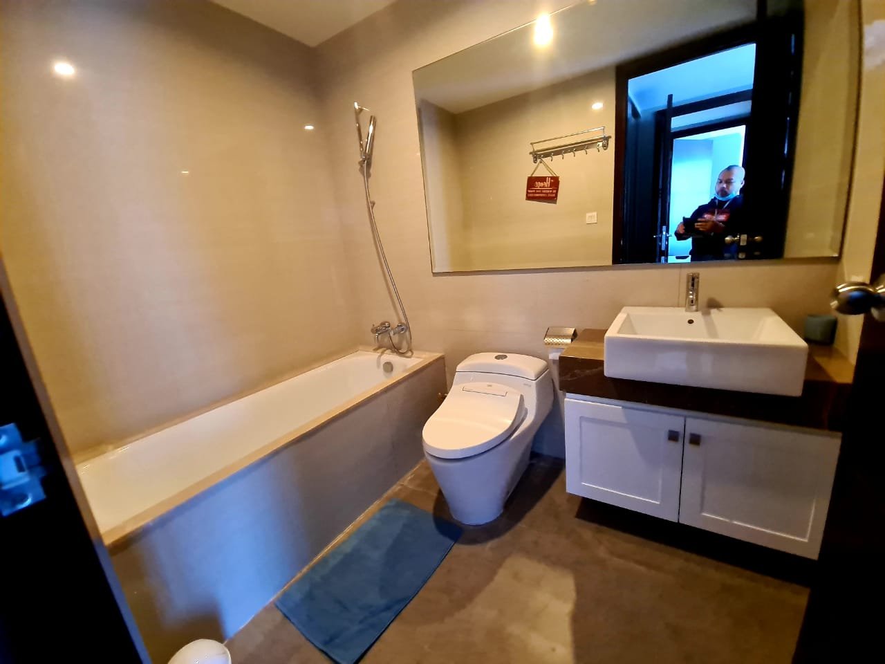 Disewakan apartemen casagrande 3 kamar bck7Ra7-3BL