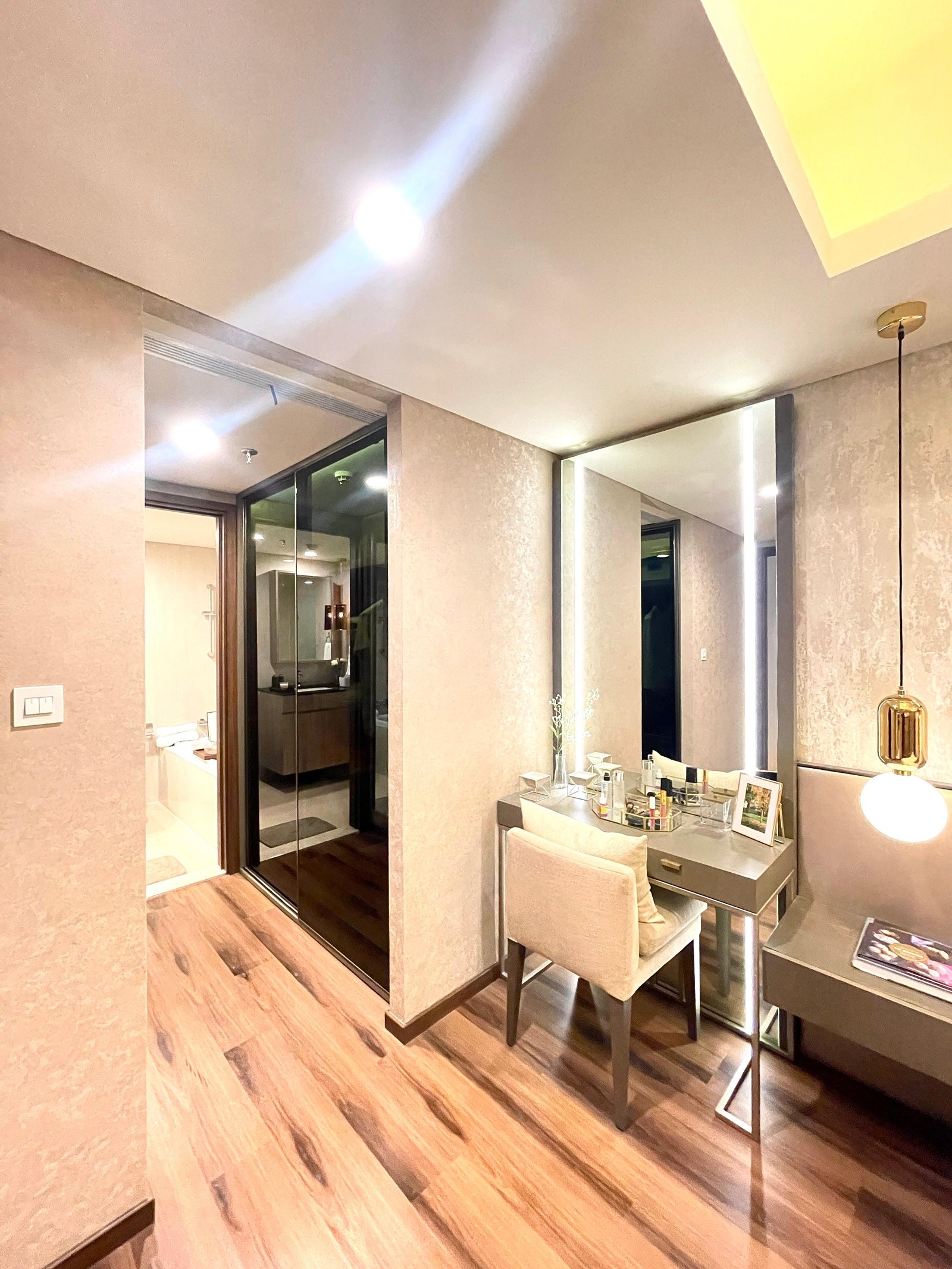 Disewakan Apartemen Branz Mega Kuningan 2 BR Big Size Fully Furnished Brand New
