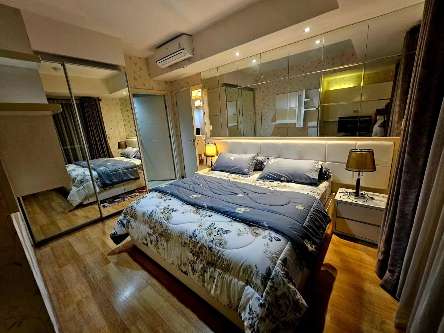 DiJual 3 kamar apartemen casagrande phase 1