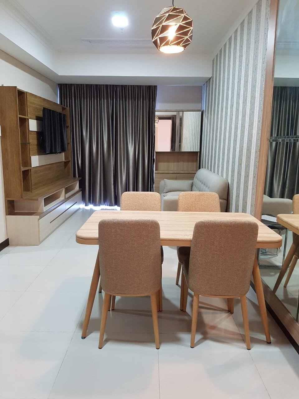 Dijual apartemen casagrande residence 2 kamar