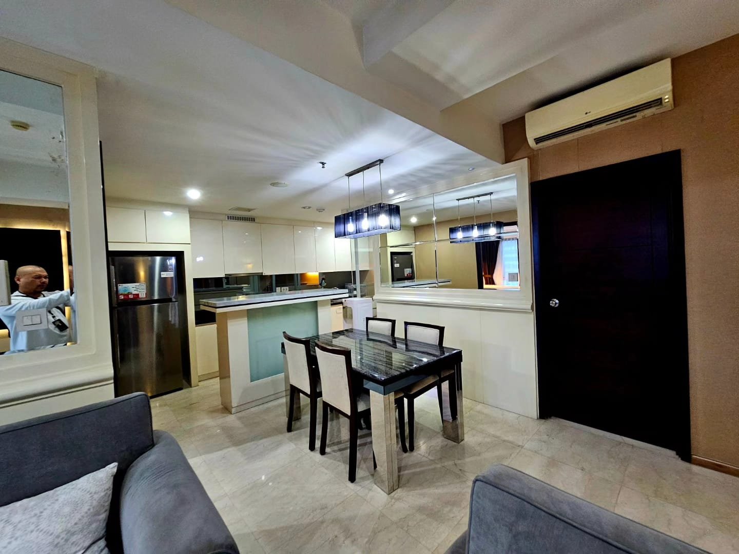 Disewakan 2 kamar private lift low floor apartemen casagrande residence avalon bck7Ra6VL