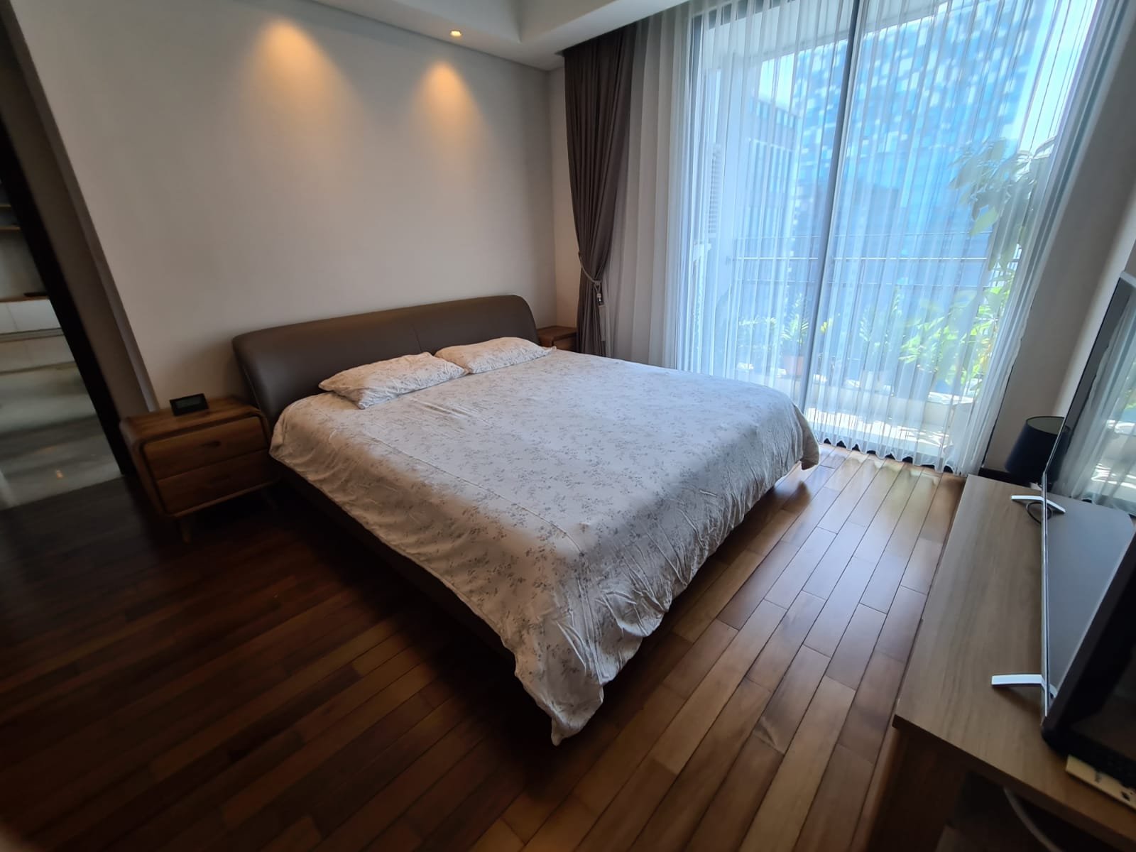 Disewakan 3 kamar apartemen casagrande bck01Raj34BL