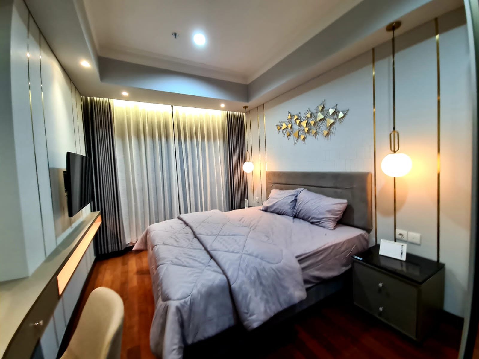 Disewakan 3Kamar apartemen casagrande private lift bck5Ra1C003CH
