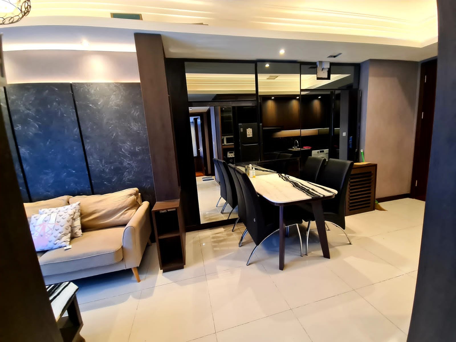 Disewakan apartemen casagrande 2 br bck01Raj81Ch