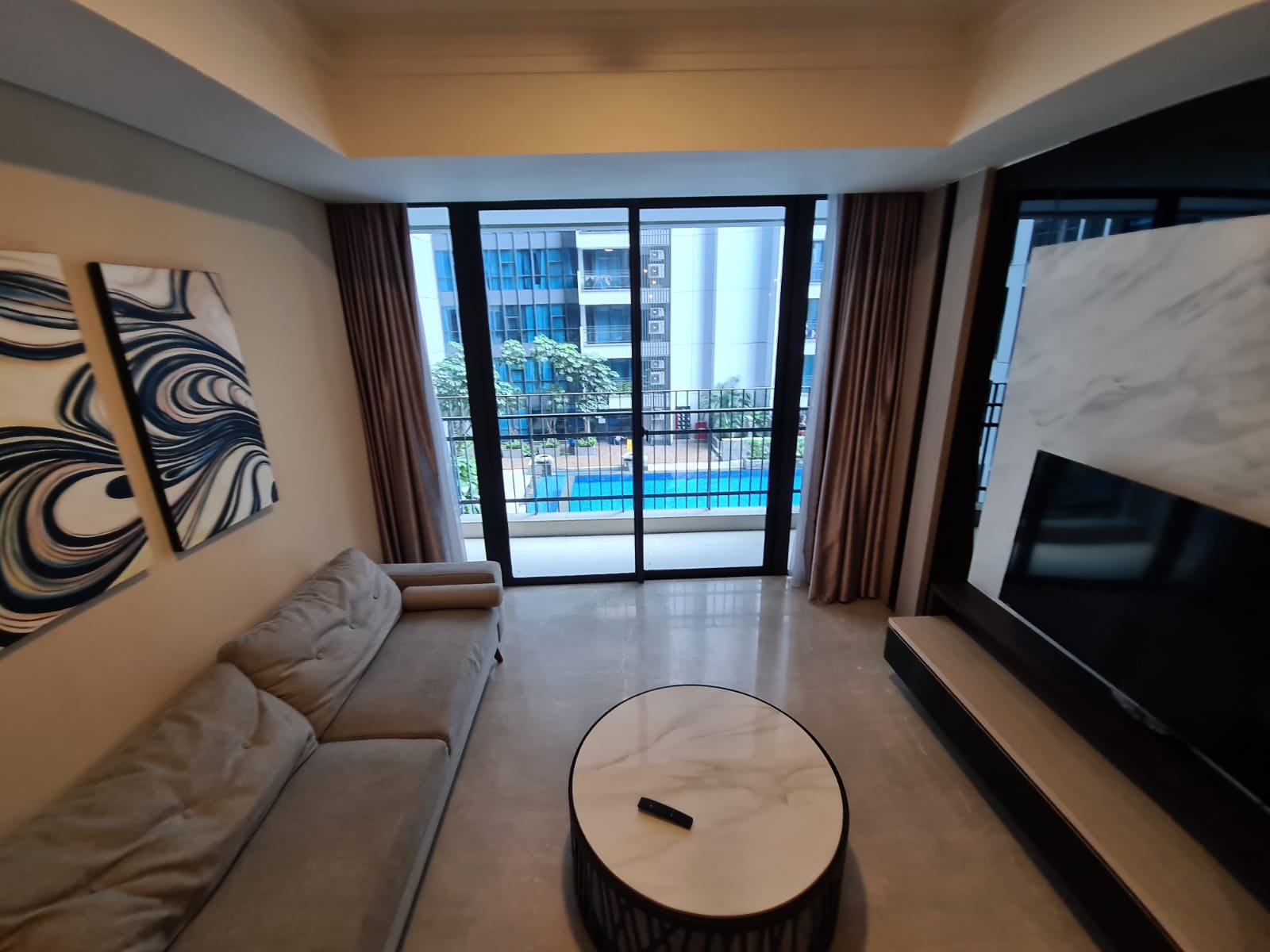 Disewakan 3 kamar apartemen casagrande residence bck9Ra2aBL
