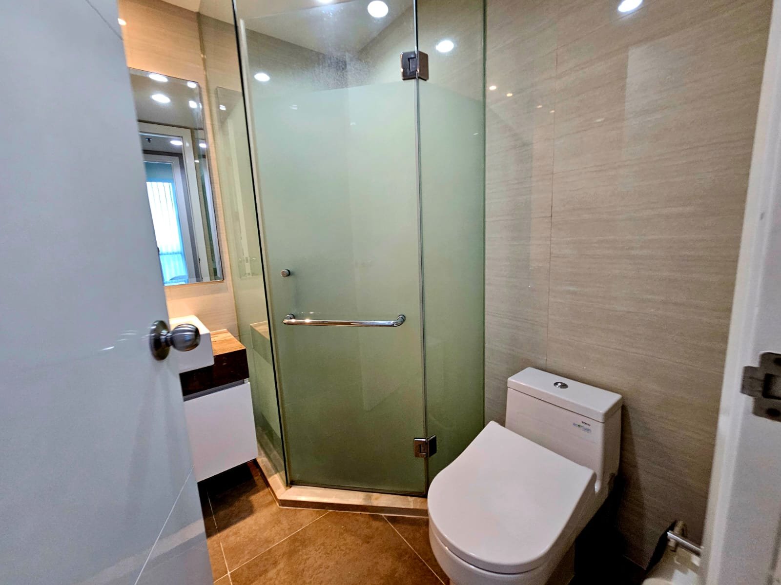 Disewakan apartemen casagrande residence 2 br bck2Raj71Gl