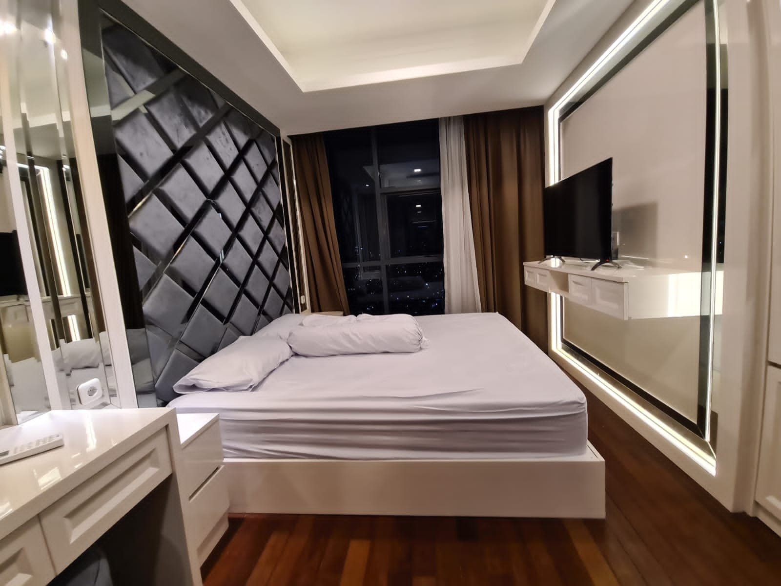 Disewakan 2 br casagrande new tower bck5Ra3-2CH