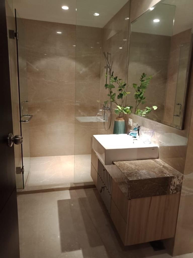 Disewakan 3 br casagrande residence