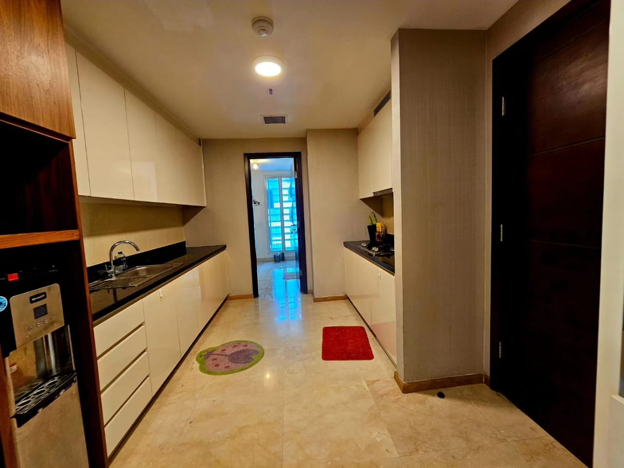 Disewakan 3 kamar private lift apartemen casagrande residence bck2Ra52VL
