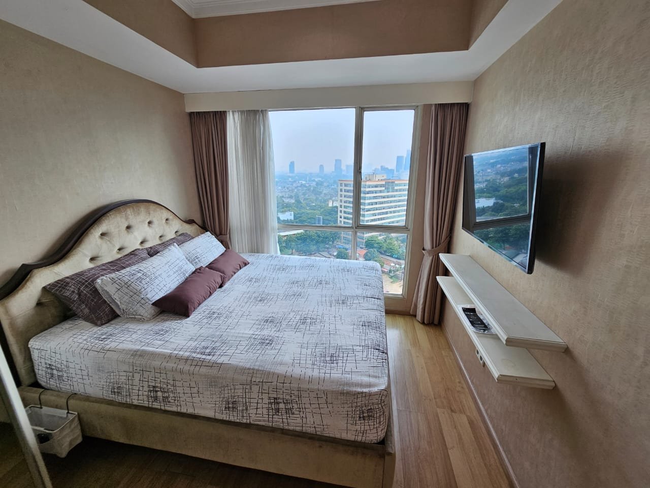 Disewakan 2 kamar apartemen casagrande residence bck9Ra61MTn