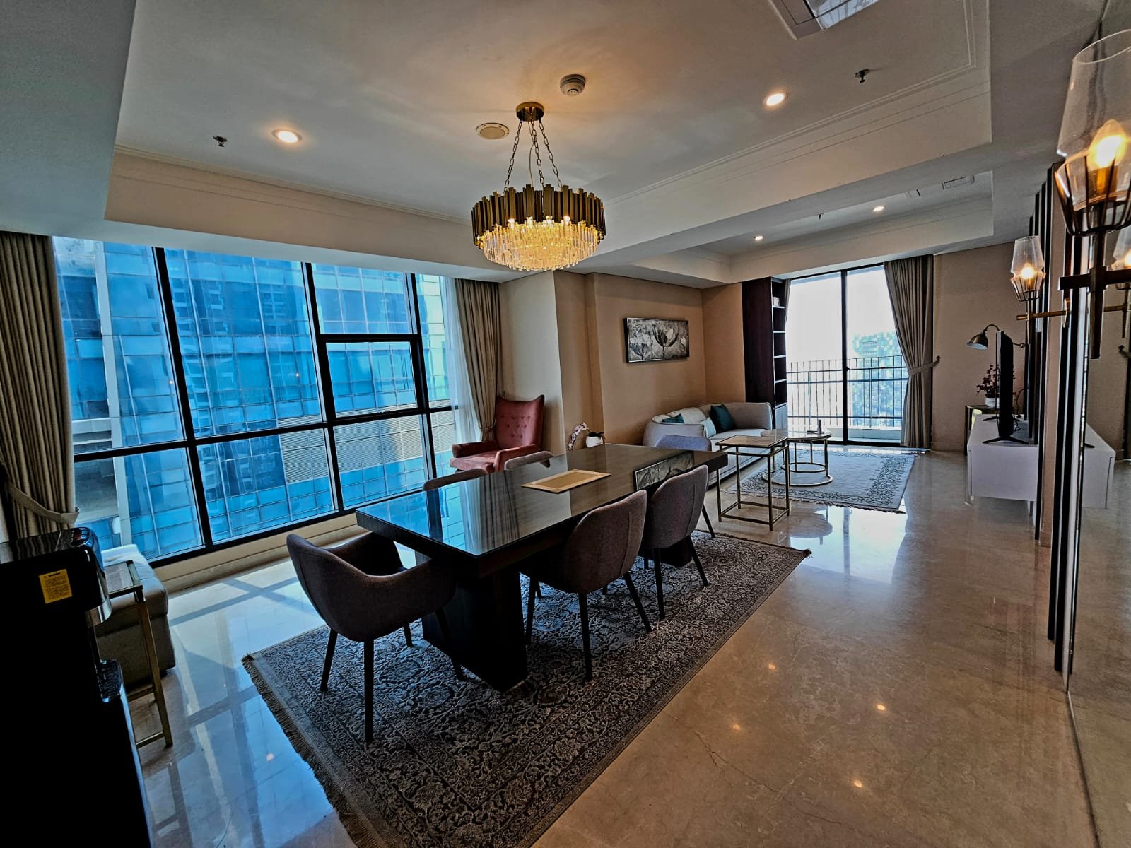 Disewakan Apartemen Casa Grande Residence Private Lift Luxury 3 BR Fully Furnished