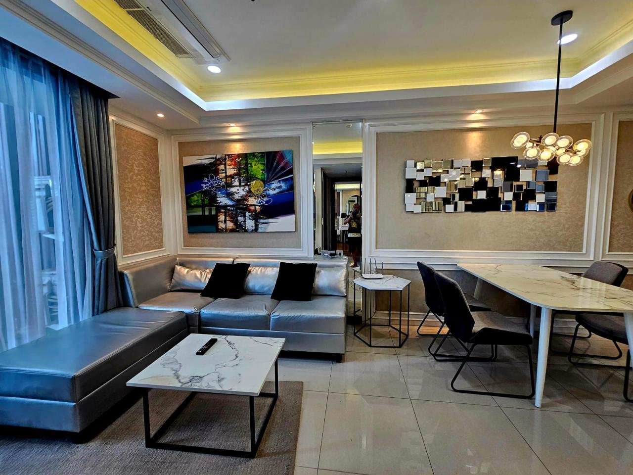 Disewakan Apartemen Casa Grande Residence 2 BR Fully Furnished Good Furnished