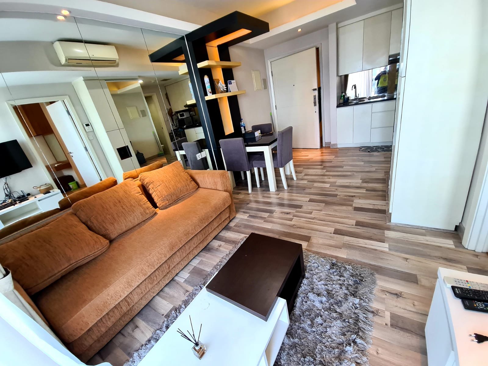 Disewakan 1 kamar apartemen casagrande