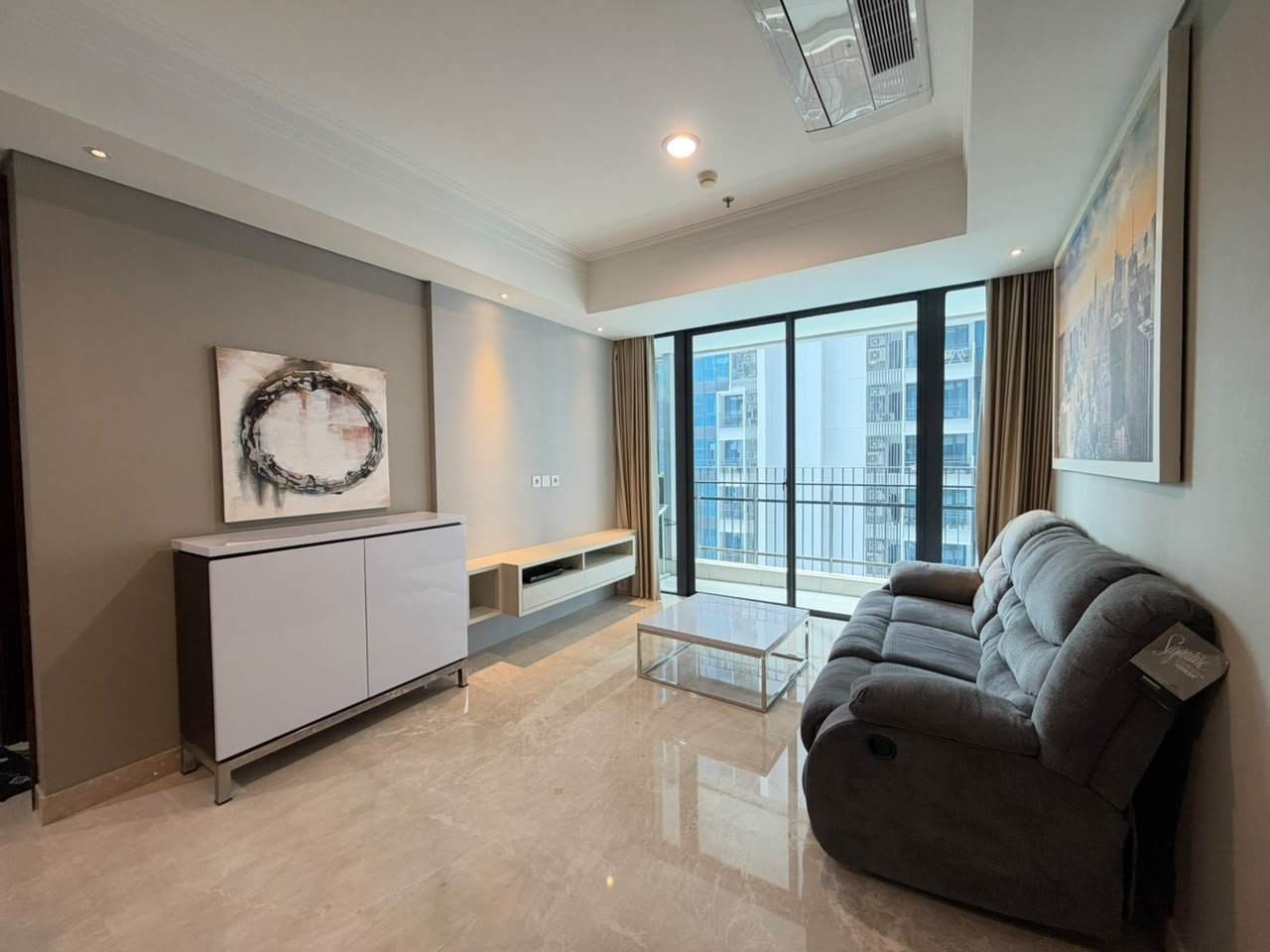 Disewakan 3 BR bella lt 7